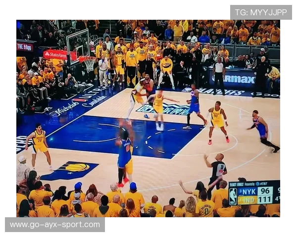 哈特拼抢篮板，尼克斯二次进攻压制对手，哈克特篮球